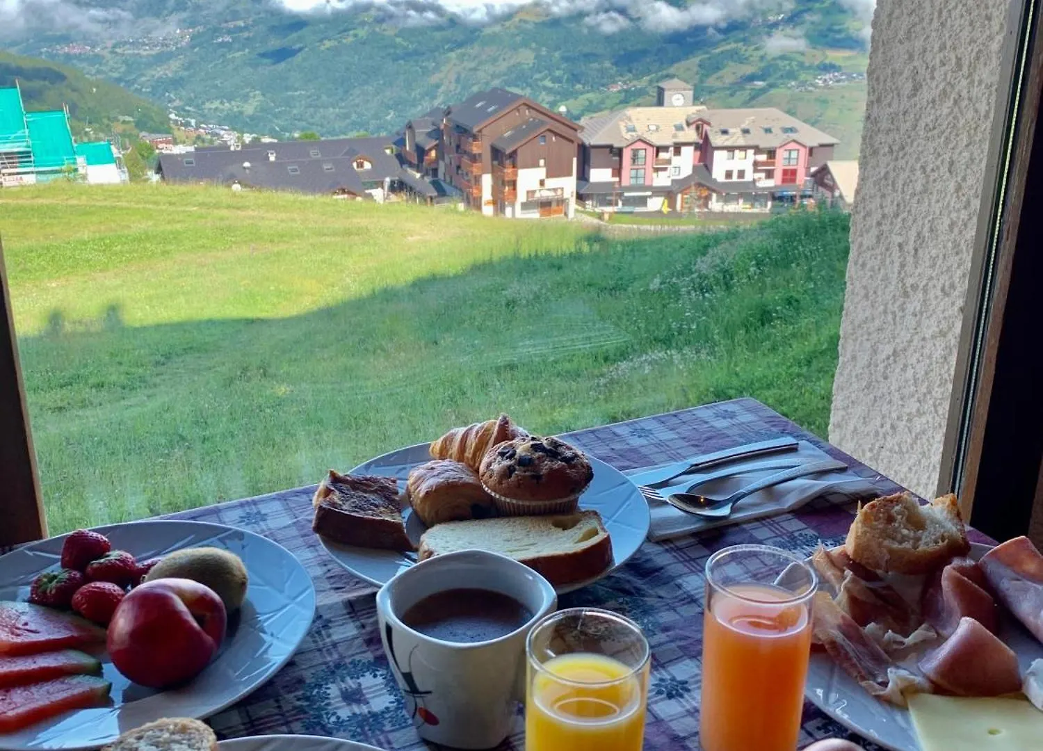 Hotel Emeraude Peisey-Nancroix
